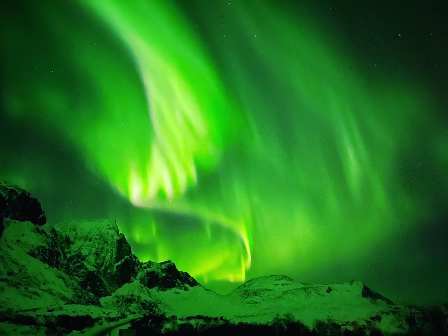 How to Take Northern Lights Photos iPhone: Ultimate Guide